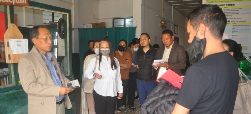 NSHRC Chairman, Justice Songkhupchung Serto at CHC Jalukie during the visit to Peren district on March 20. (DIPR Photo)